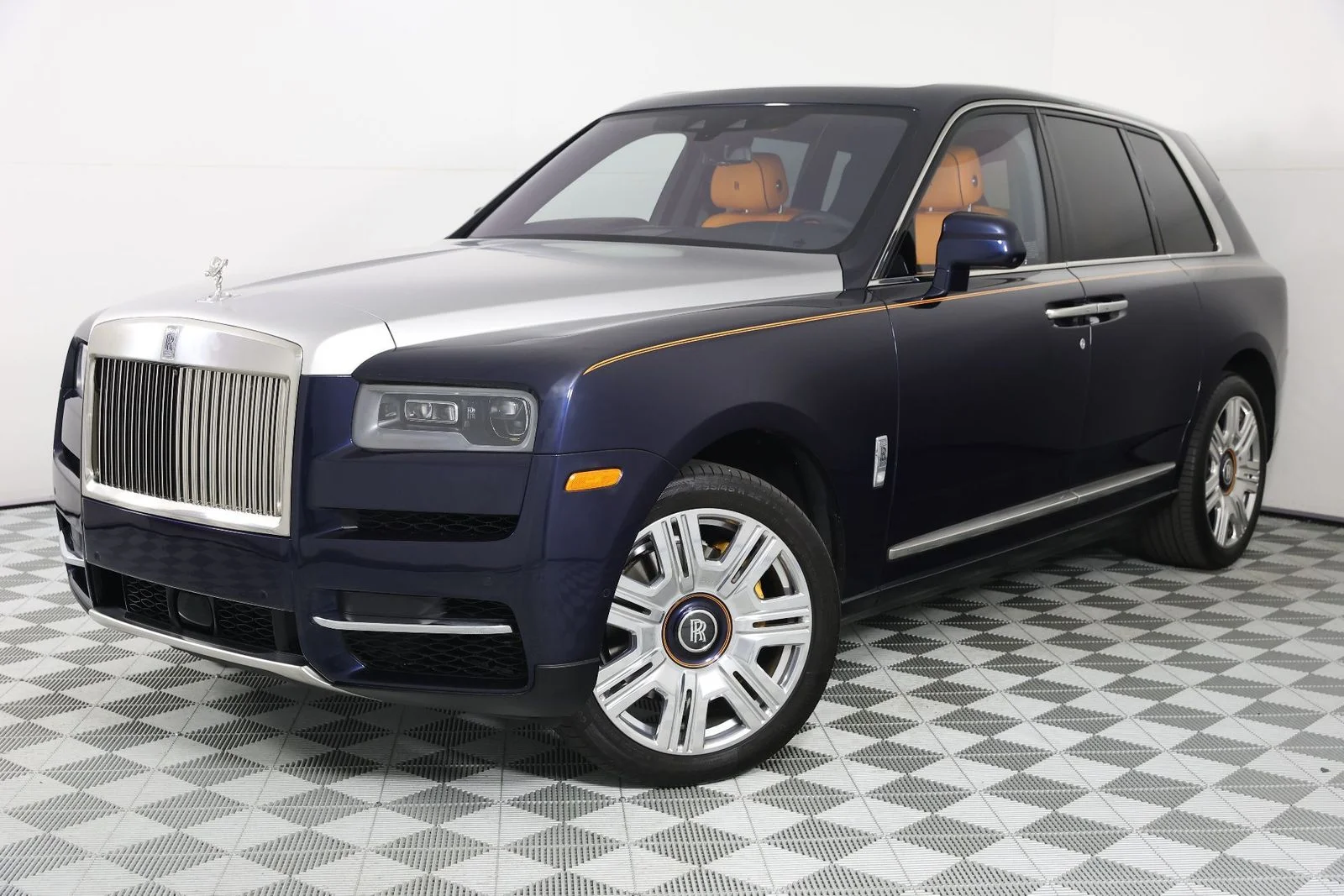 Certified Used 2022 Midnight Rolls-Royce  image 38
