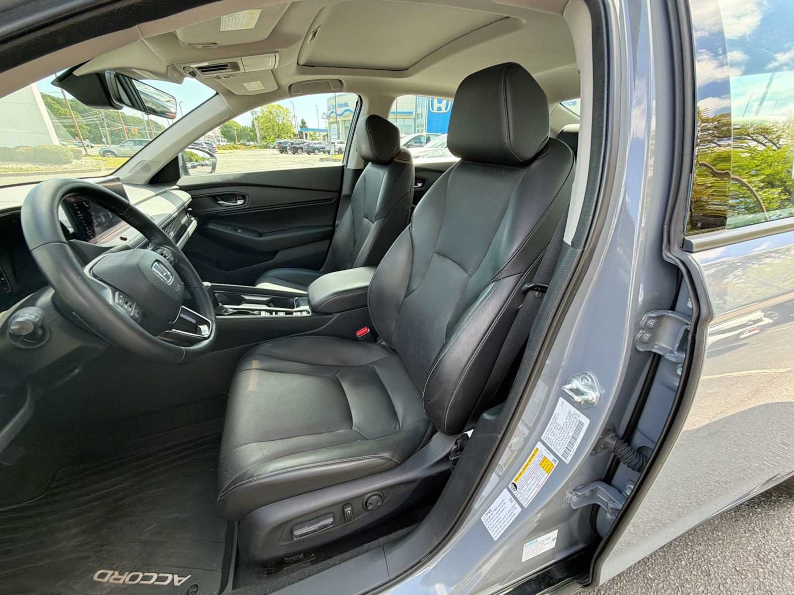 2023 Honda Accord Hybrid EX-L - Photo 21
