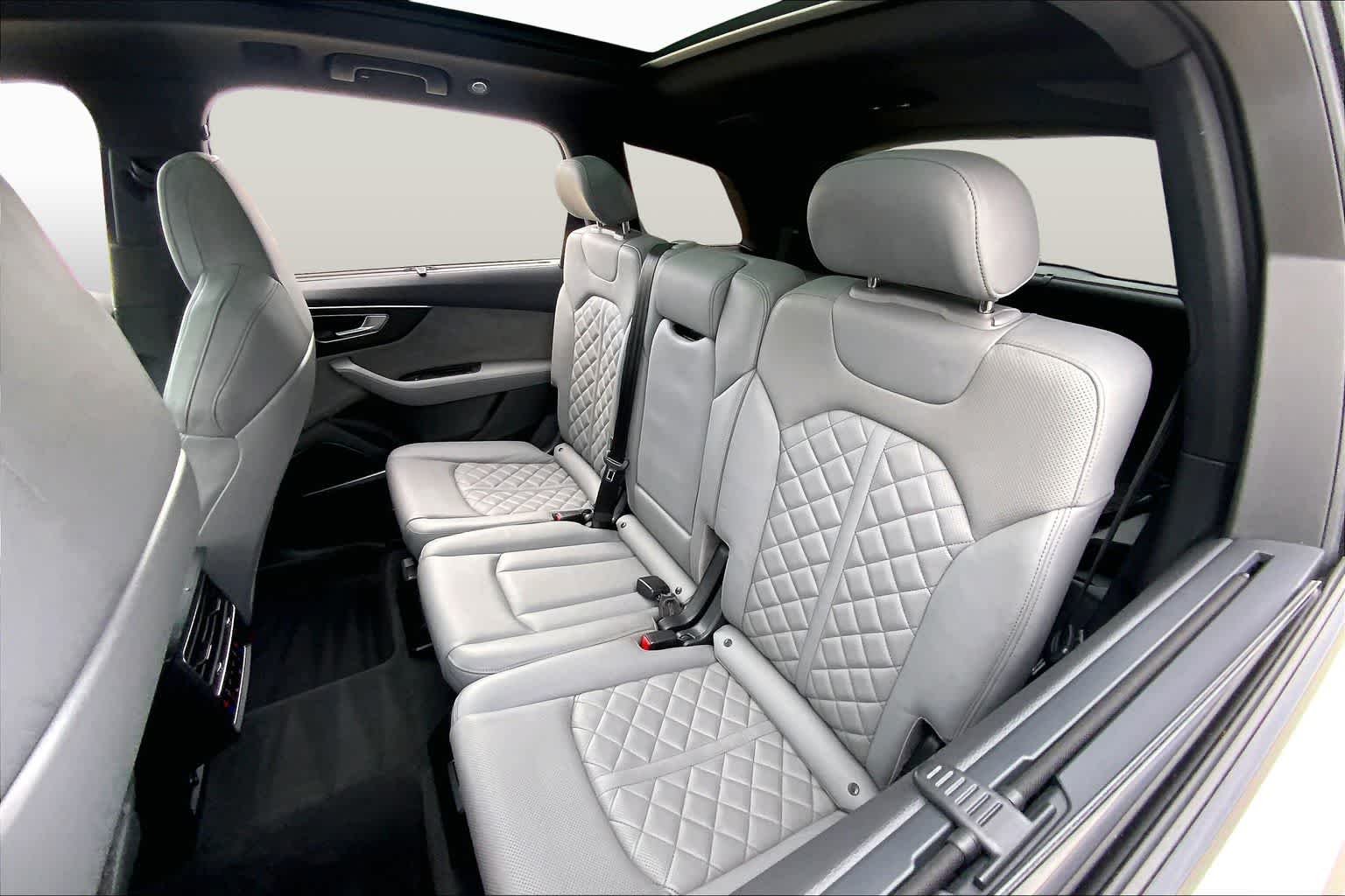 Used 2021 Florett Silver Metallic Audi Prestige image 20