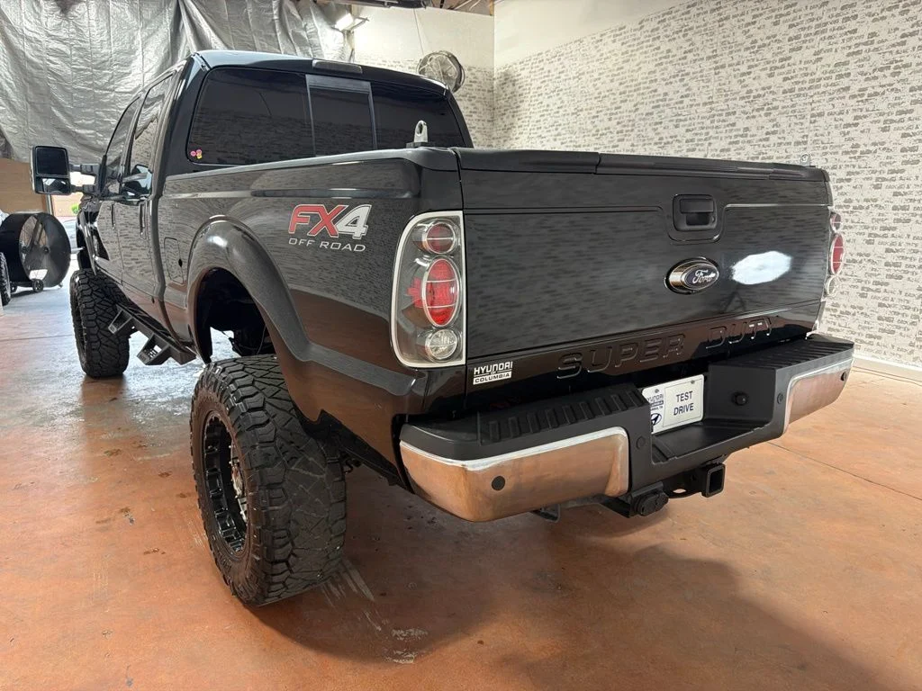 Used 2015 Tuxedo Black Metallic Ford Lariat image 5