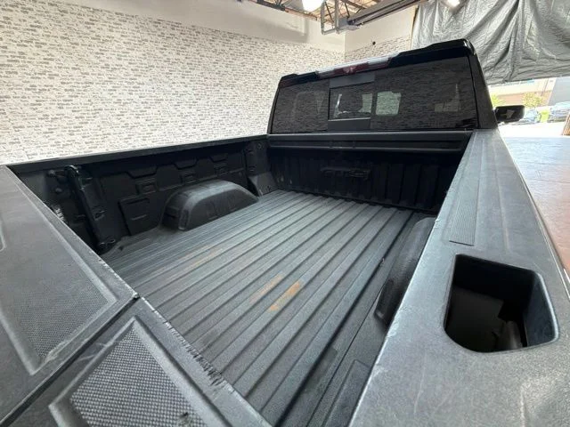 Used 2022 Black GMC AT4 image 16