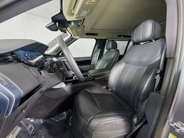Used 2025 Gray Land Rover SE image 11