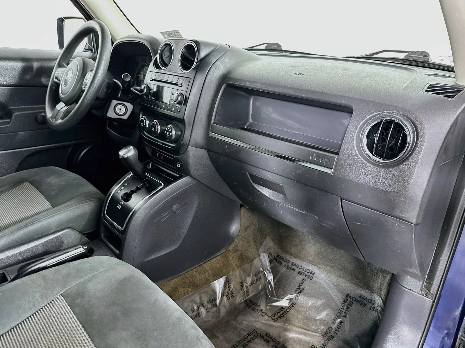 Used 2017 Blue Jeep Sport image 24