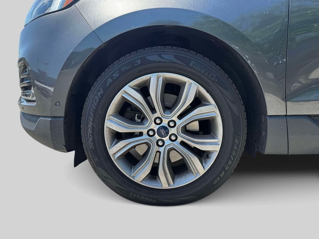 Used 2019 Gray Ford Titanium image 8
