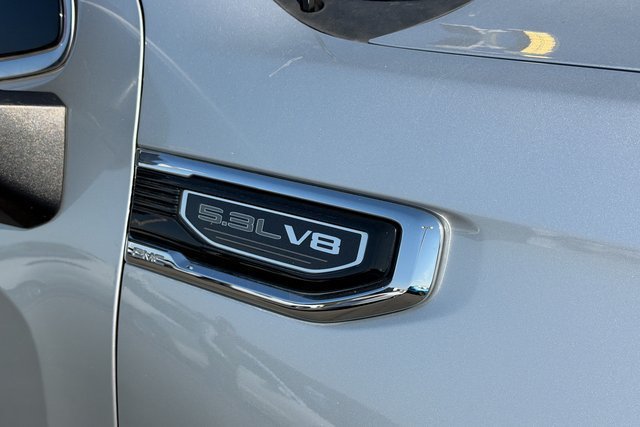Used 2021 QUICKSILVER METALLIC GMC SLE image 5