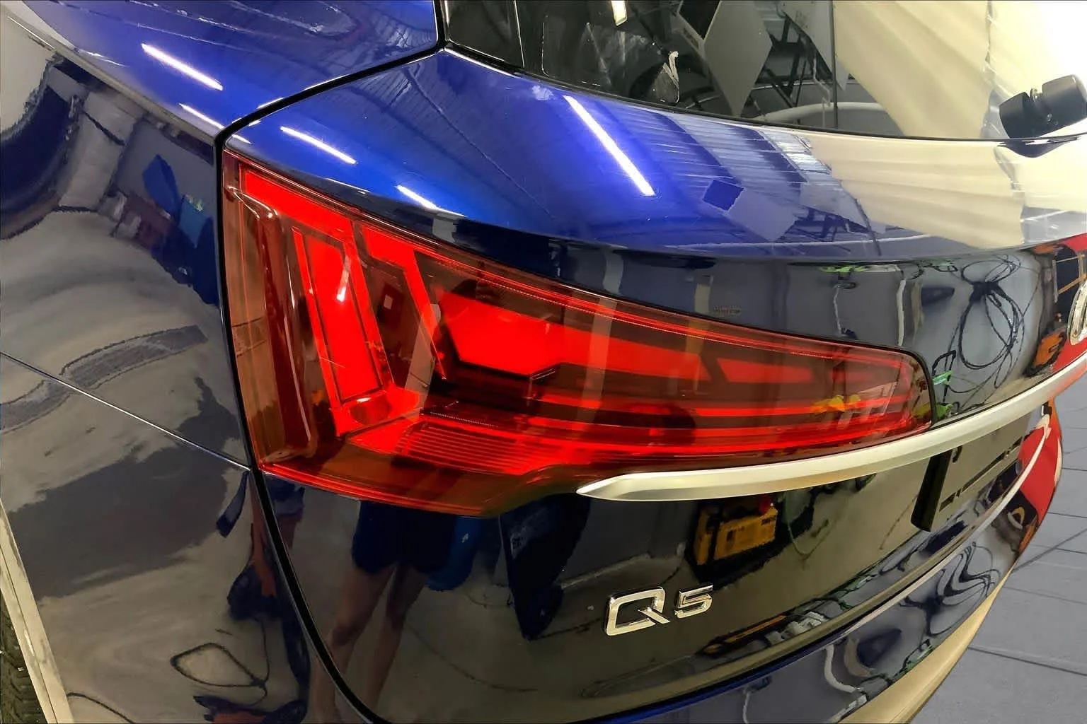 Used 2021 Navarra Blue Metallic Audi Premium image 28