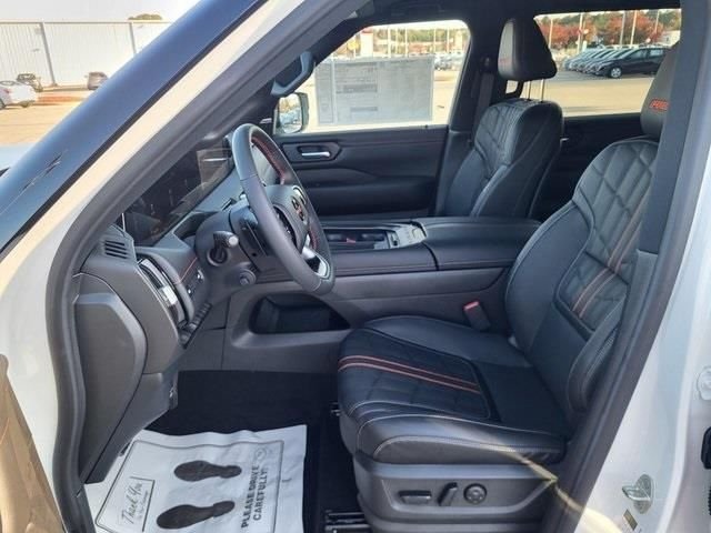 2026 Nissan Armada PRO-4X - Photo 12