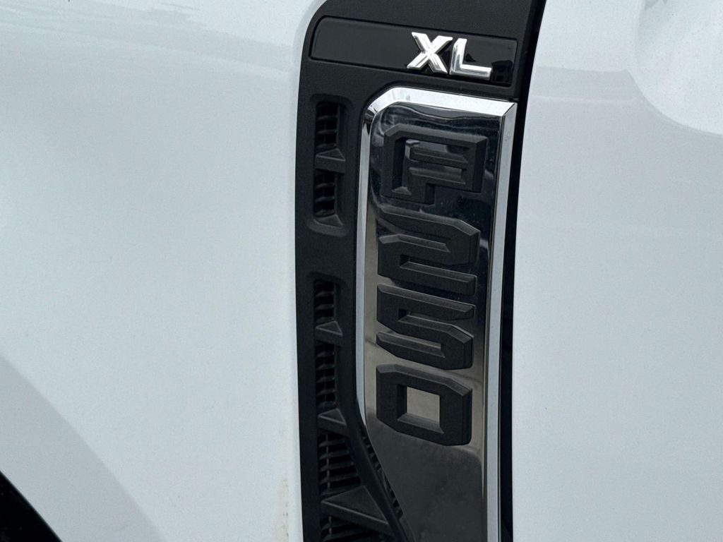 New 2026 Oxford White Ford F-250® XL image 13