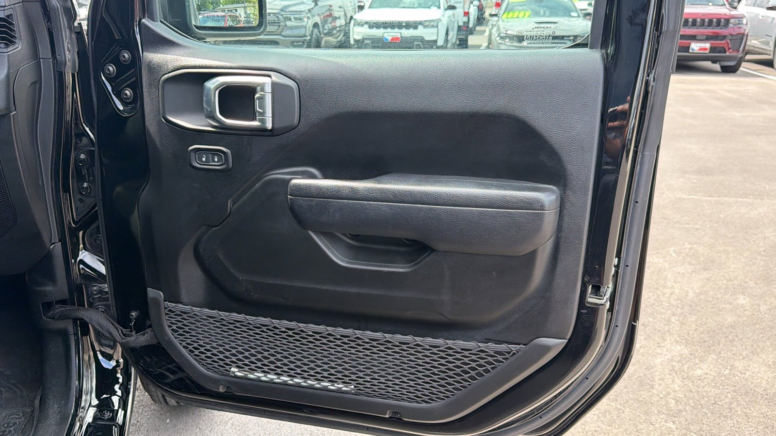 Used 2024 Black Clearcoat Jeep Sport S image 18