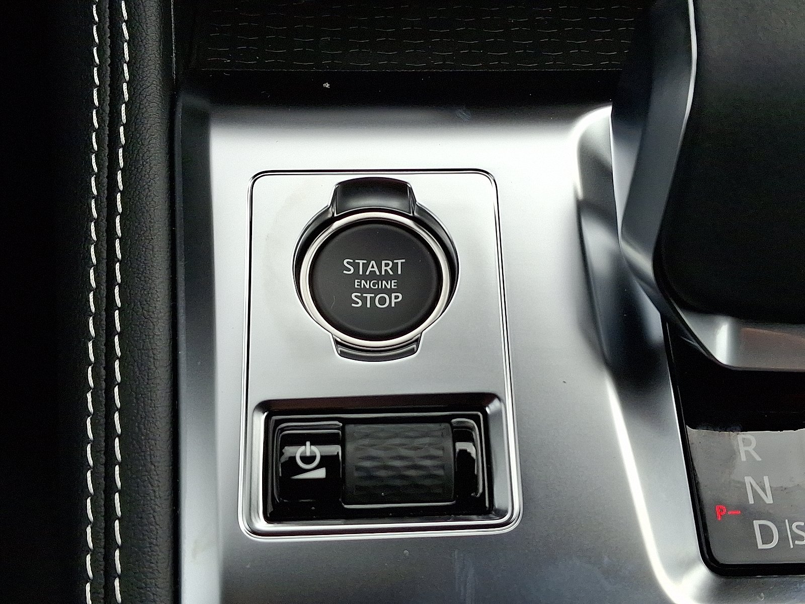 2026 Jaguar F-Pace R-Dynamic S - Photo 18