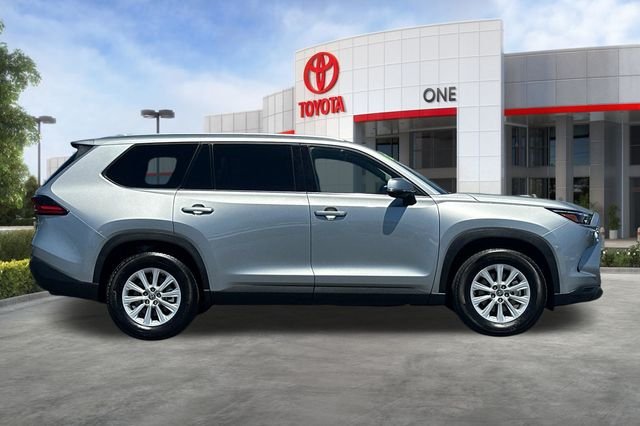 2025 Toyota Grand Highlander XLE - Photo 3