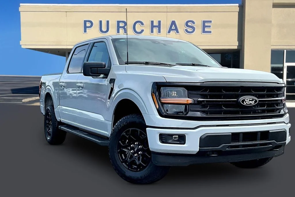 New 2026 Avalanche Ford XLT image 1