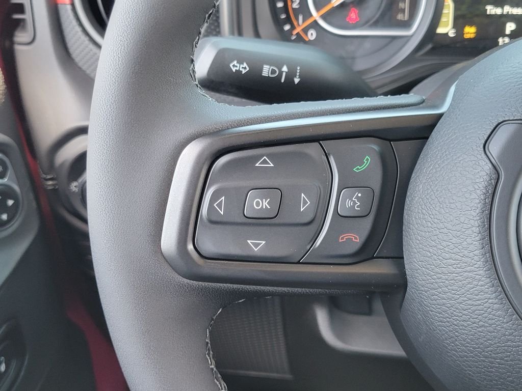 2026 Jeep Wrangler 4-Door photo 5
