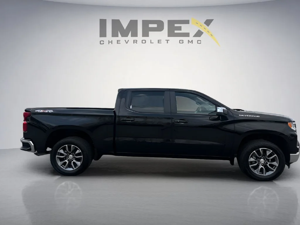 Used 2026 Black Chevrolet LT (2FL) image 6