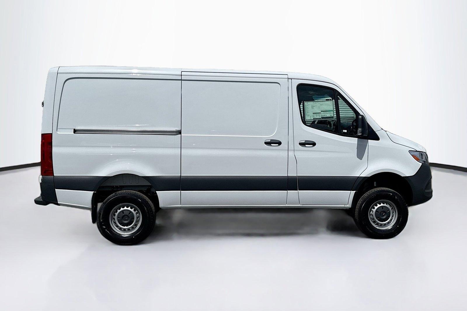 New 2026 Arctic White Mercedes-Benz  image 4