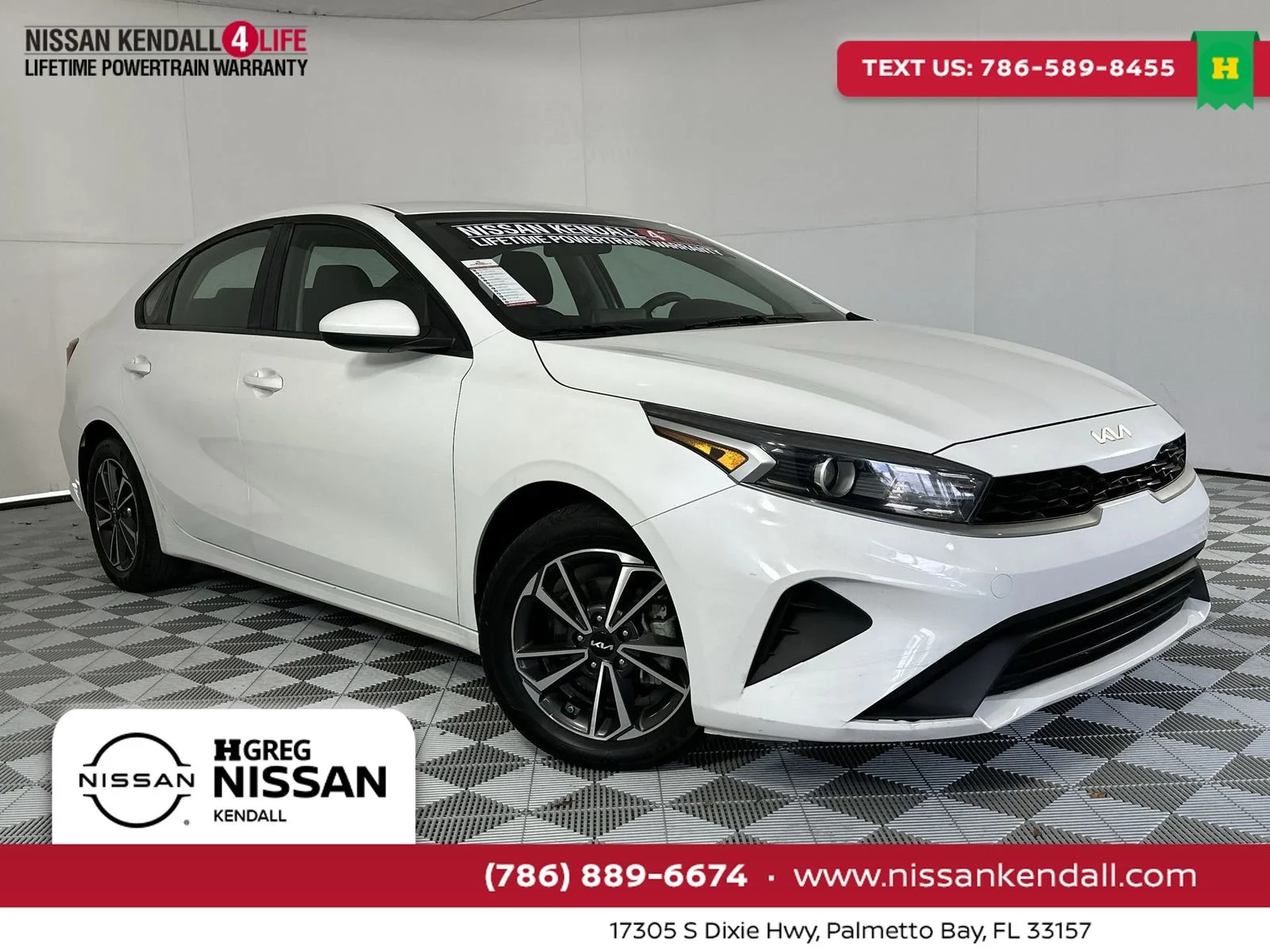 2023 Kia Forte LXS AT's photo