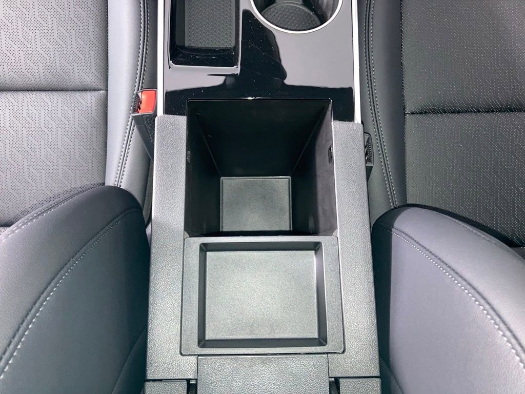 2026 Chevrolet Equinox LT - Photo 12