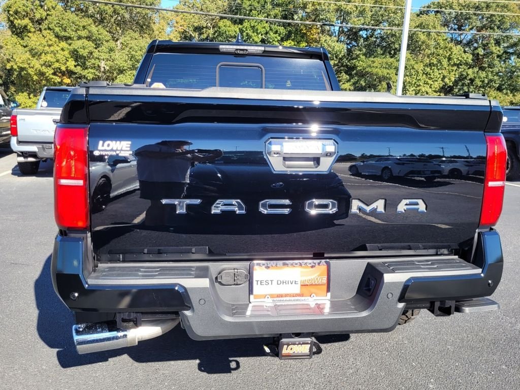 2025 Toyota Tacoma Limited - Photo 8