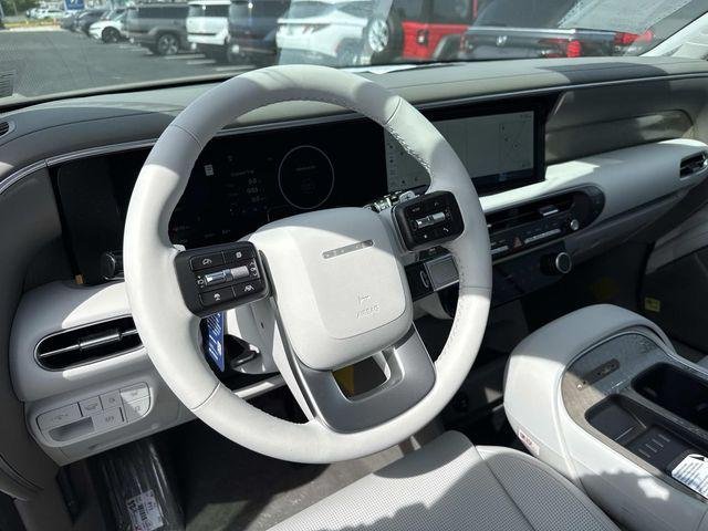 New 2026 Black Hyundai SEL 7P image 2