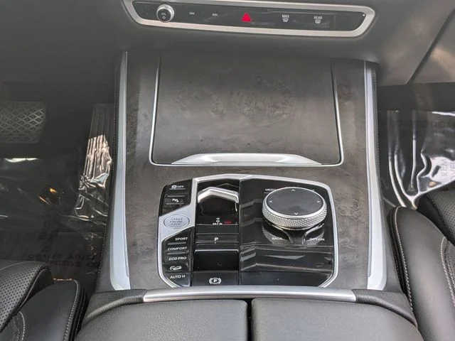 2025 BMW X5 40i - Photo 19
