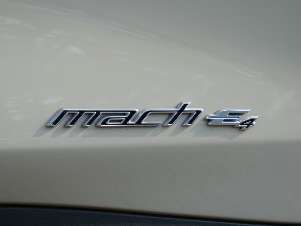 Certified Used 2025 Beige Ford Premium image 10