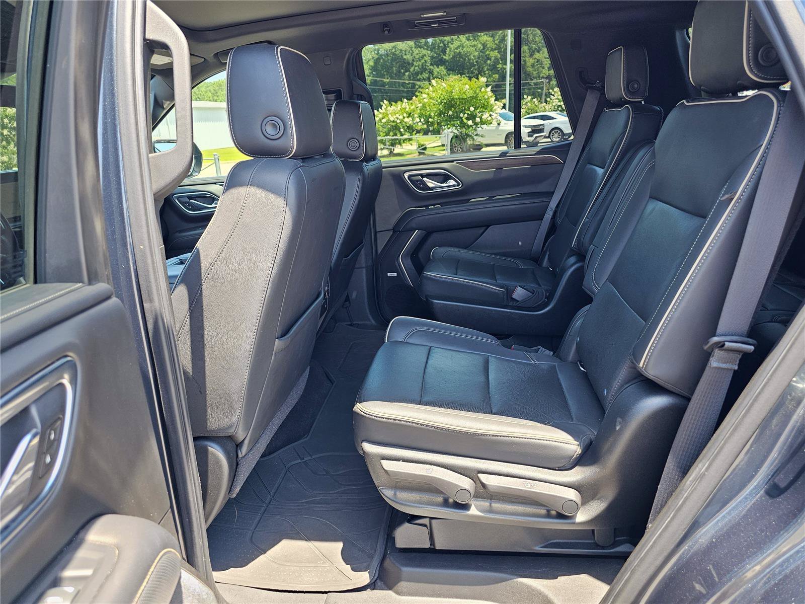 Used 2021 Shadow Gray Metallic Chevrolet Premier image 34