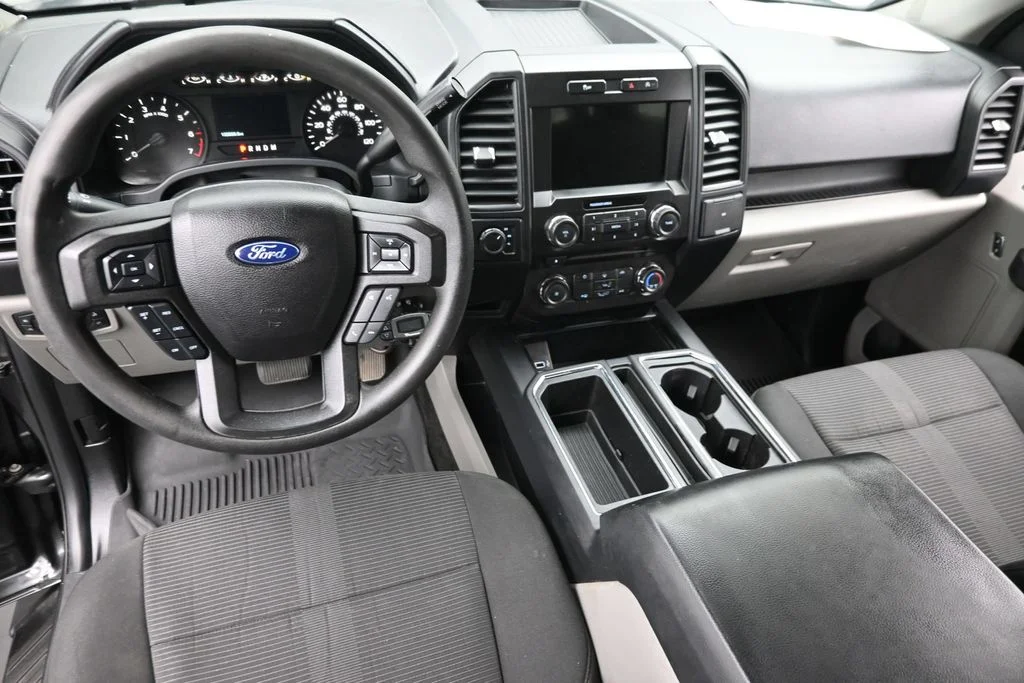 Used 2018 Gray Ford XL image 15