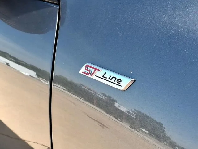 Used 2025  Ford ST-Line Select image 23