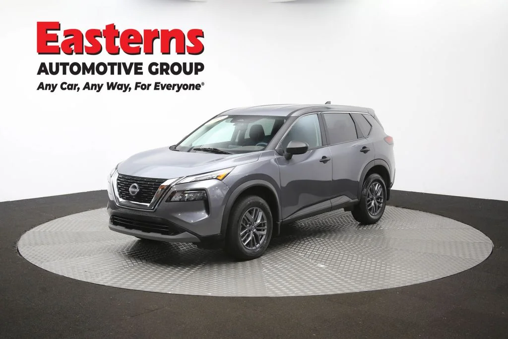 Used 2023 Gray Nissan S image 57