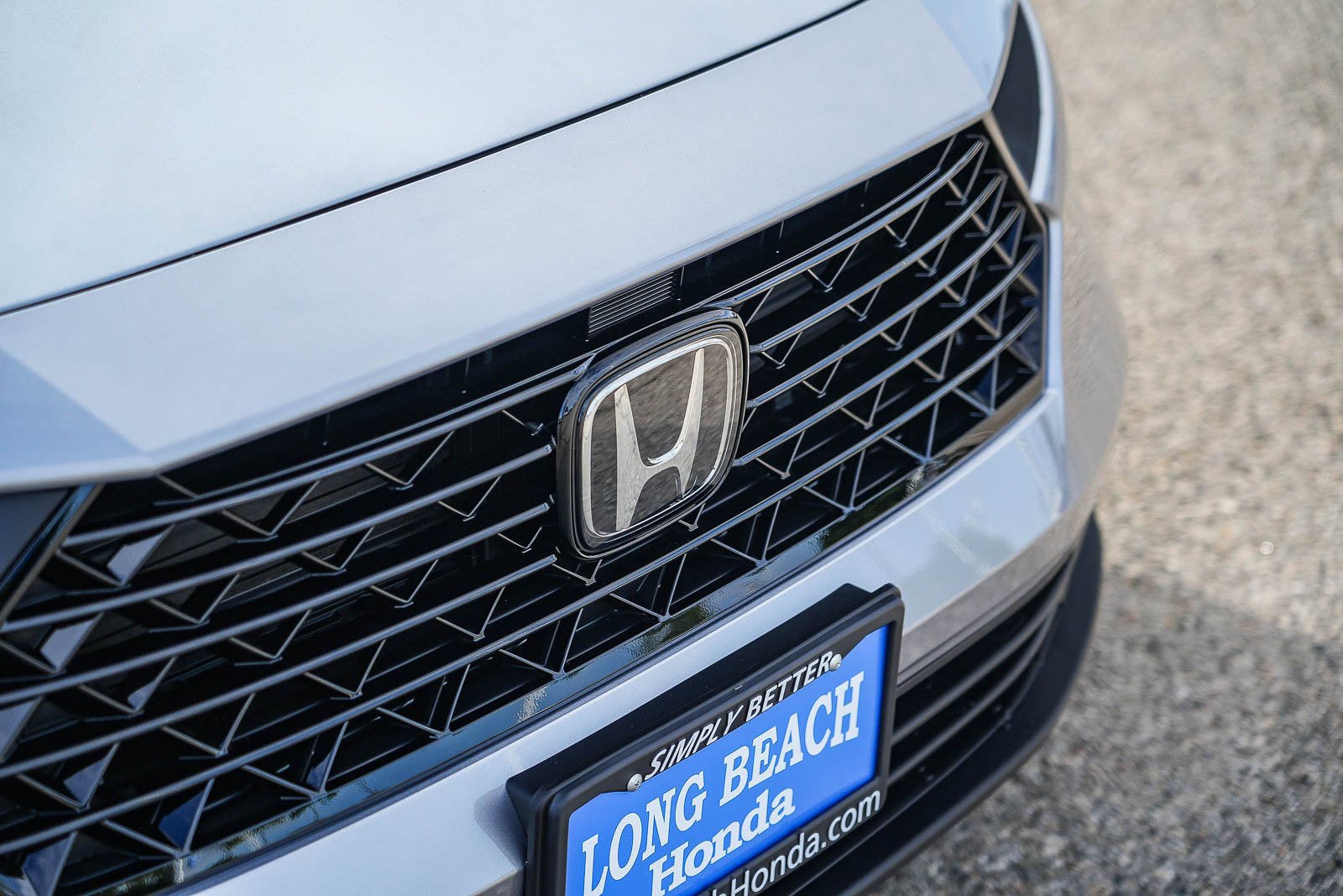 New 2026 Solar Silver Metallic Honda LX image 3