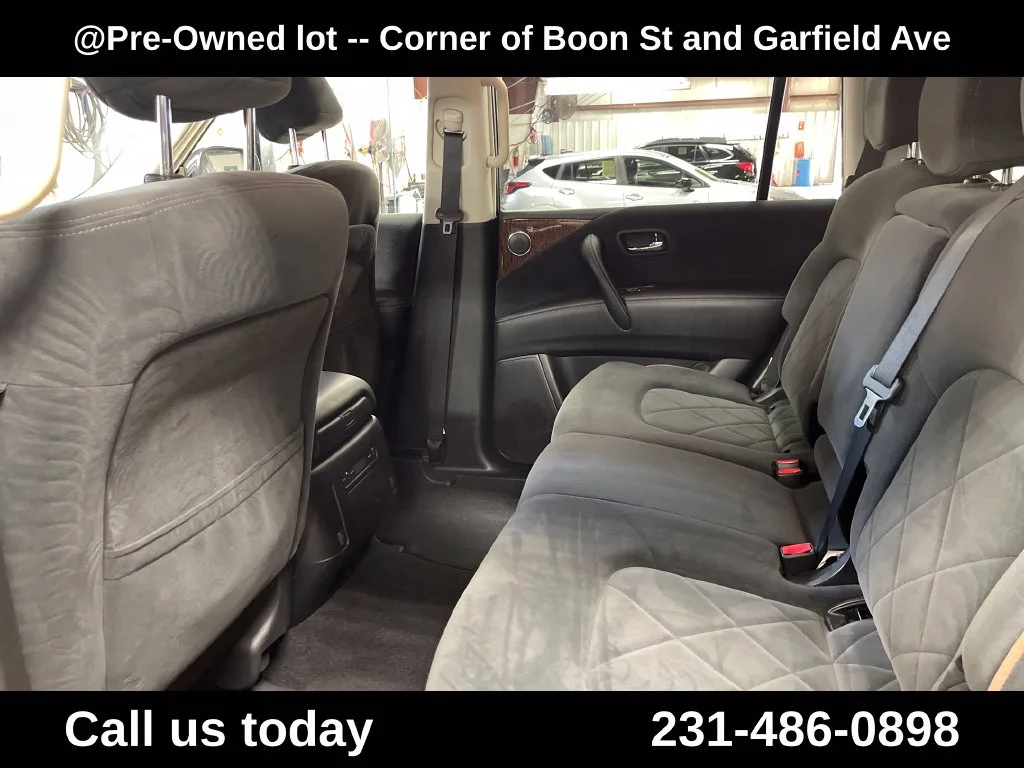 Used 2019 Gray Nissan SV image 27