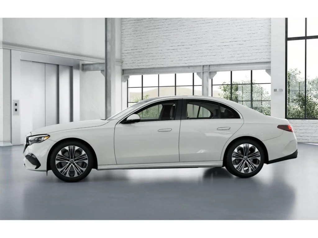 2025 Mercedes-Benz E-Class E350 - Photo 34