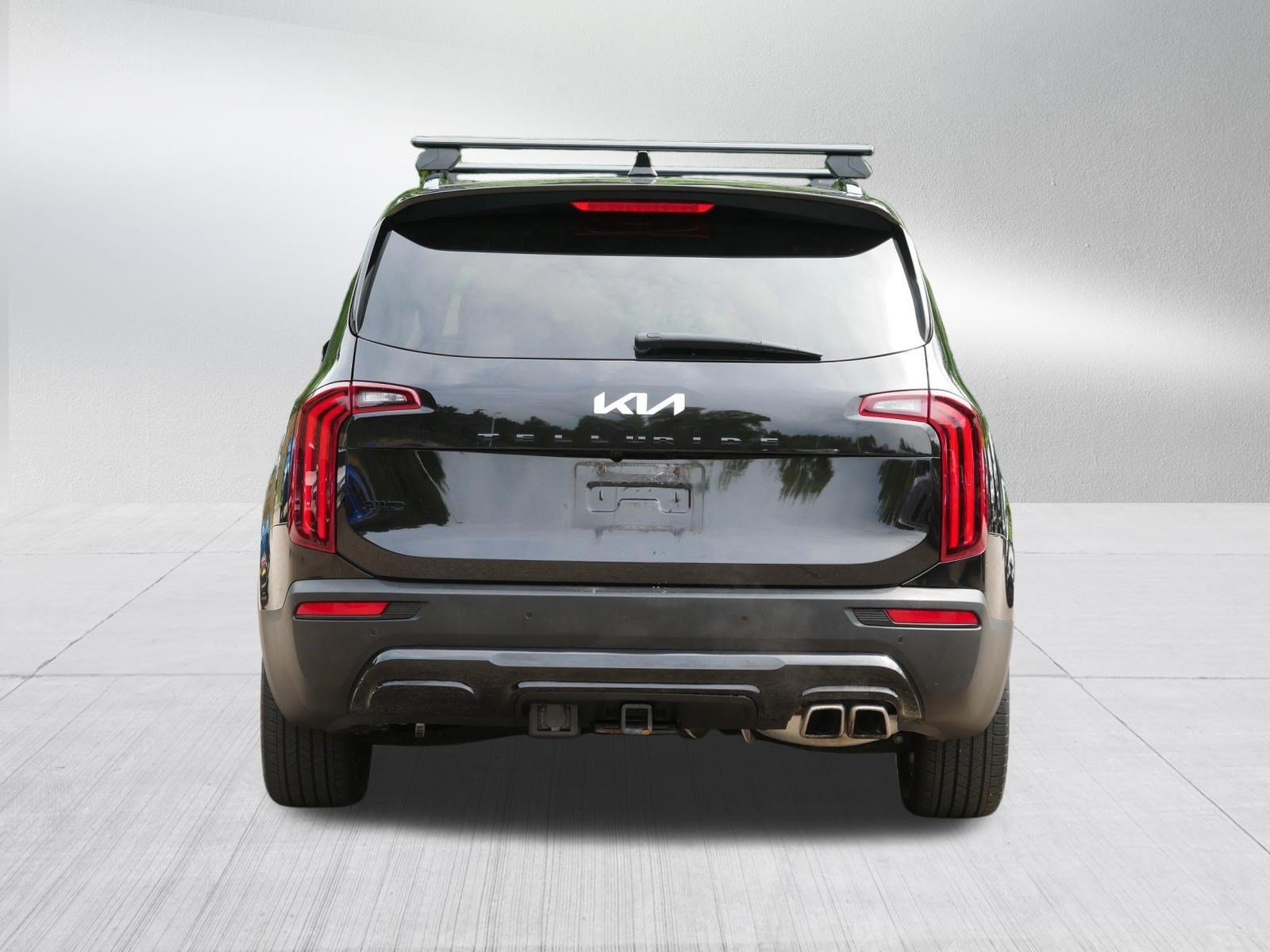 Certified Used 2022 Black Copper Kia SX image 6