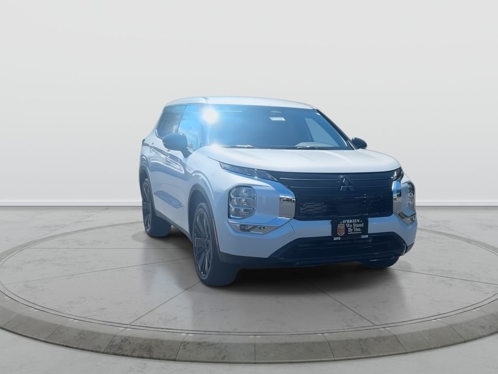 New 2026 WHT DIAMOND Mitsubishi LE image 9