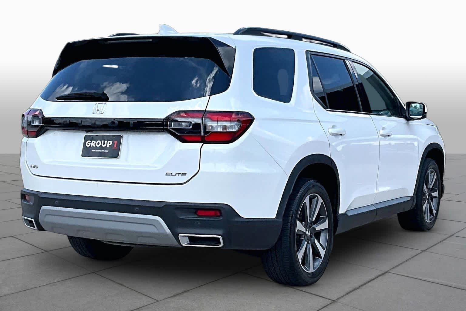 2023 Honda Pilot Elite - Photo 13