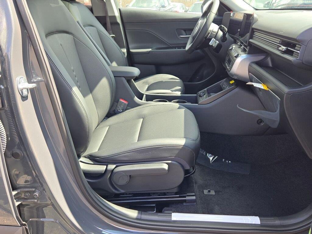2026 Hyundai Kona Limited - Photo 6