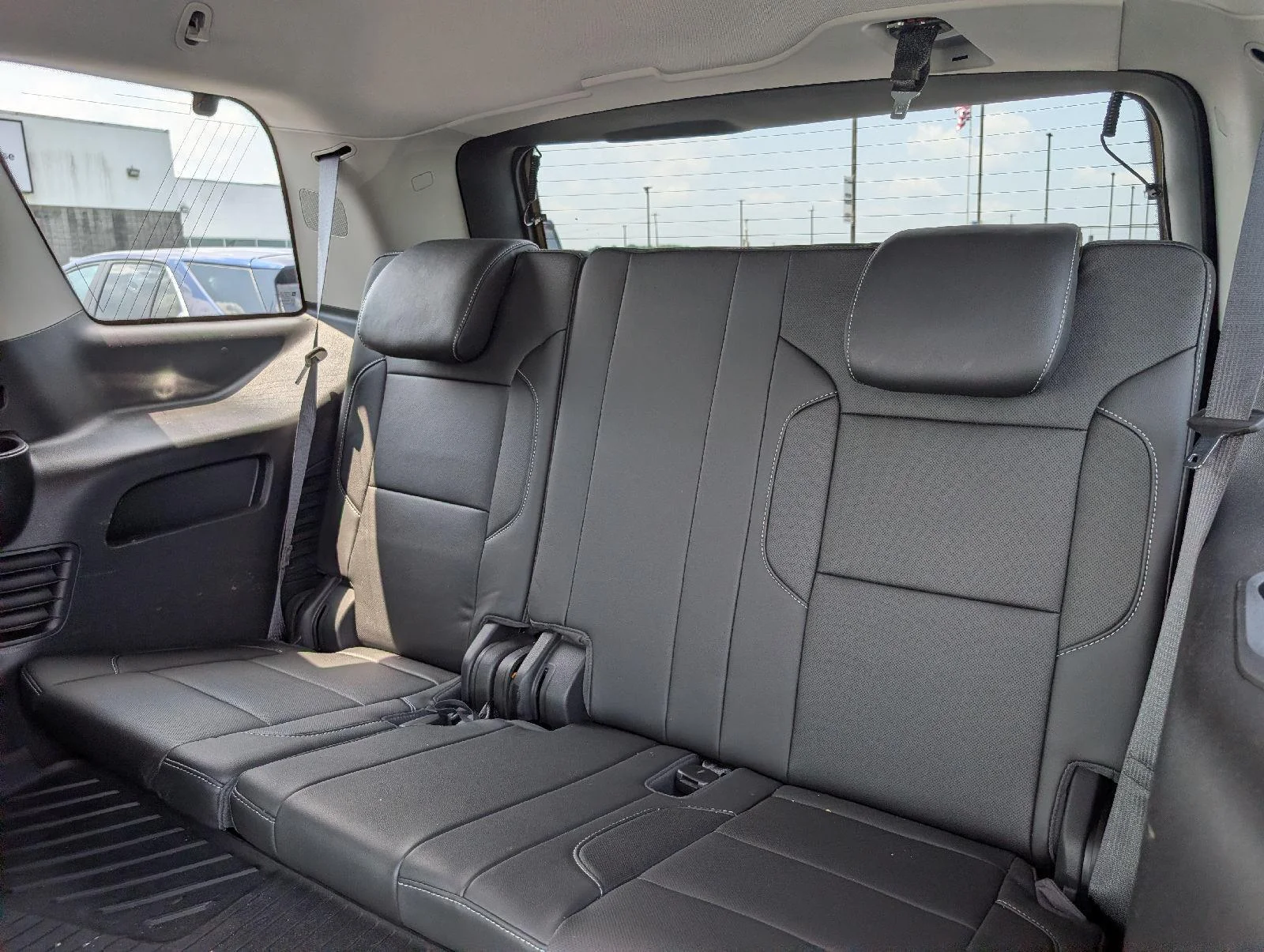 Used 2019 Blue Velvet Metallic Chevrolet Premier image 11