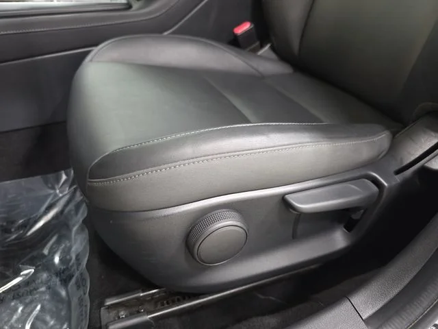 Used 2023 White Mazda 2.5 S Select Package image 29