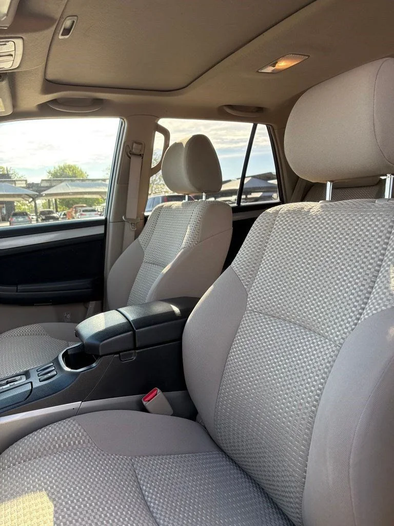Used 2007 Gold Toyota SR5 image 10