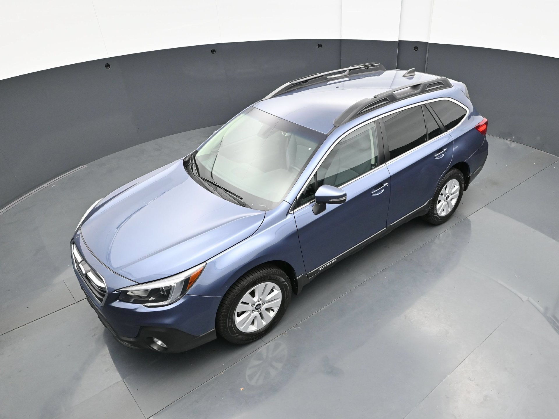 Used 2018 Twilight Blue Metallic Subaru 2.5i Premium image 45