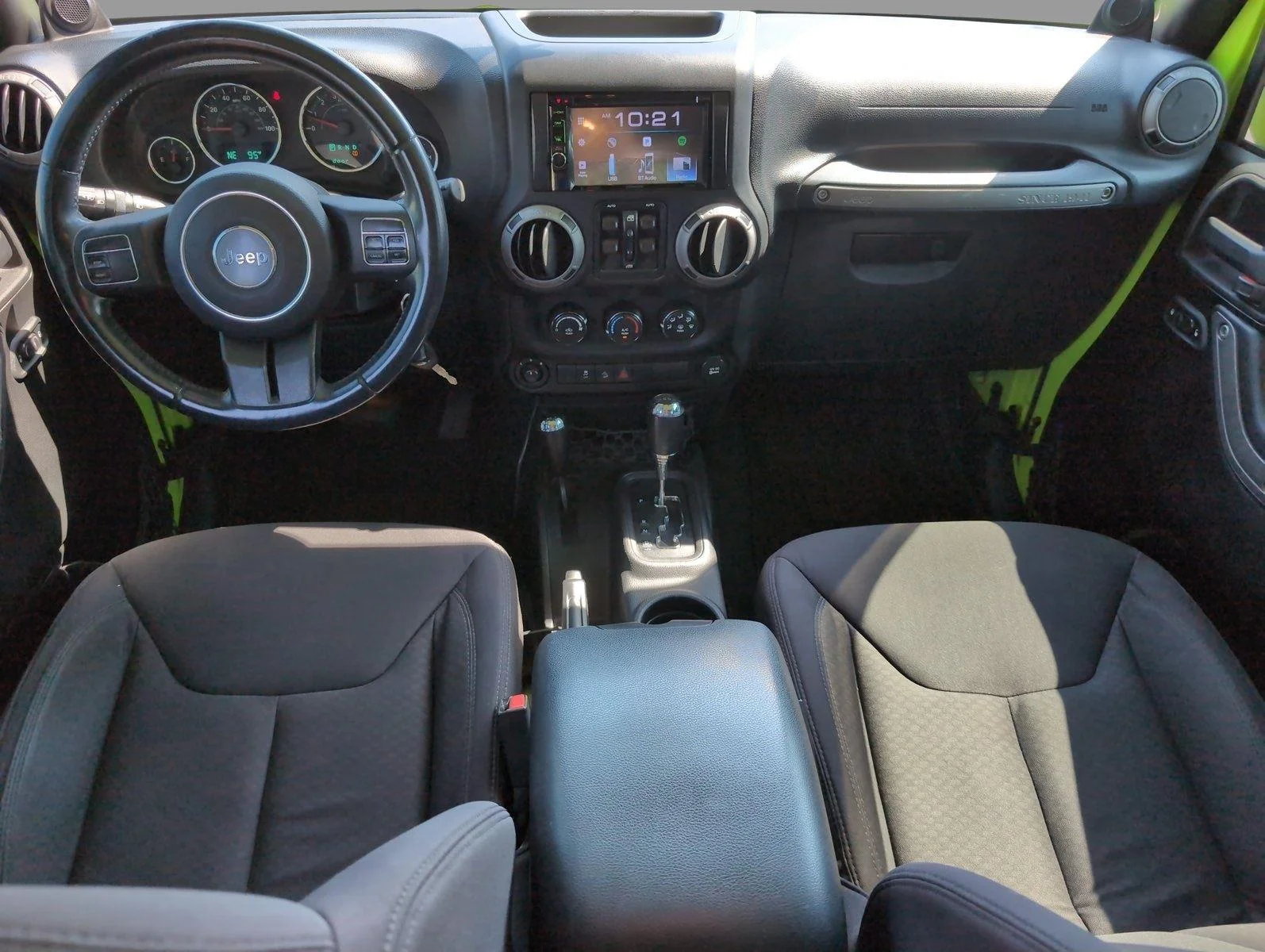 Used 2013 Gecko Pearl Jeep Sport image 33