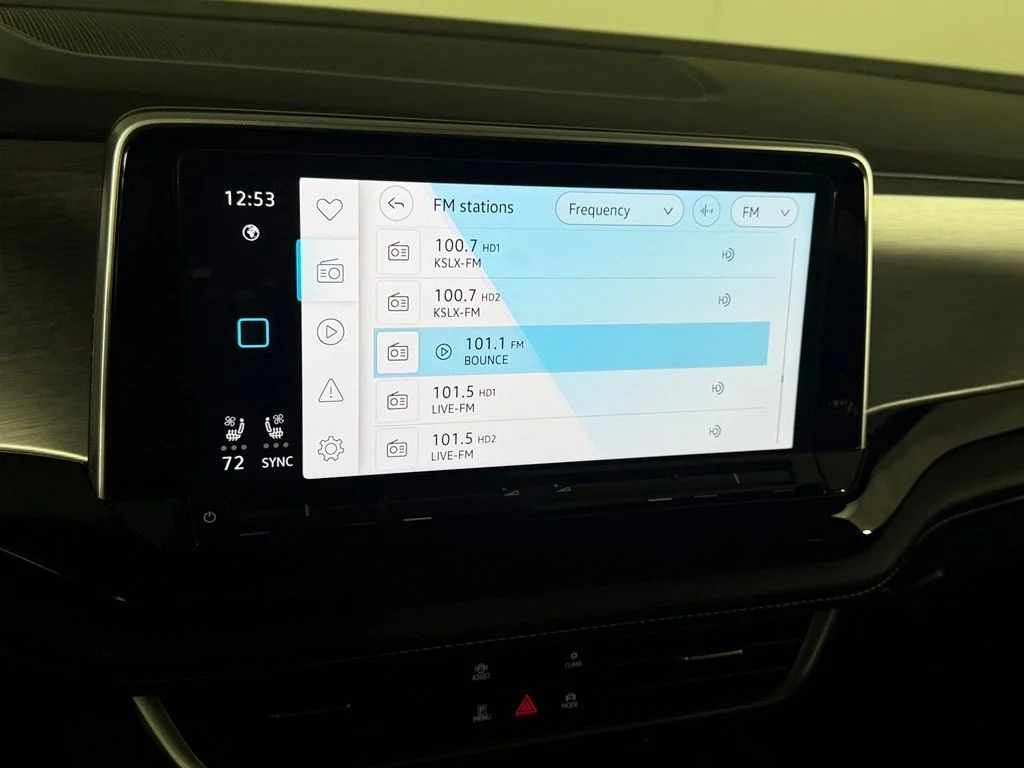 Used 2026 Black Volkswagen SE w/Technology image 15