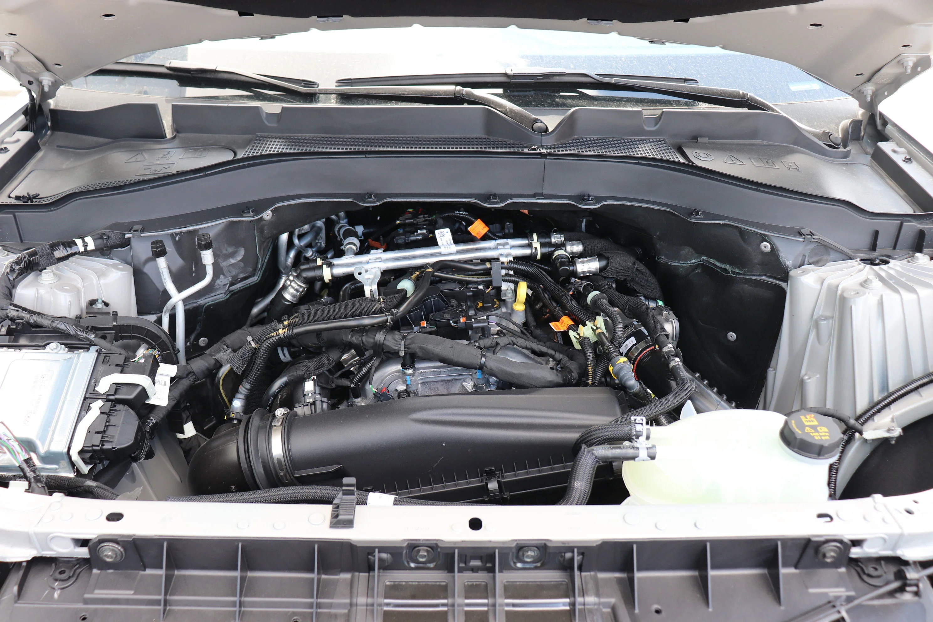 New 2026 VAPOR BLUE Ford Active w/200A Pkg image 7