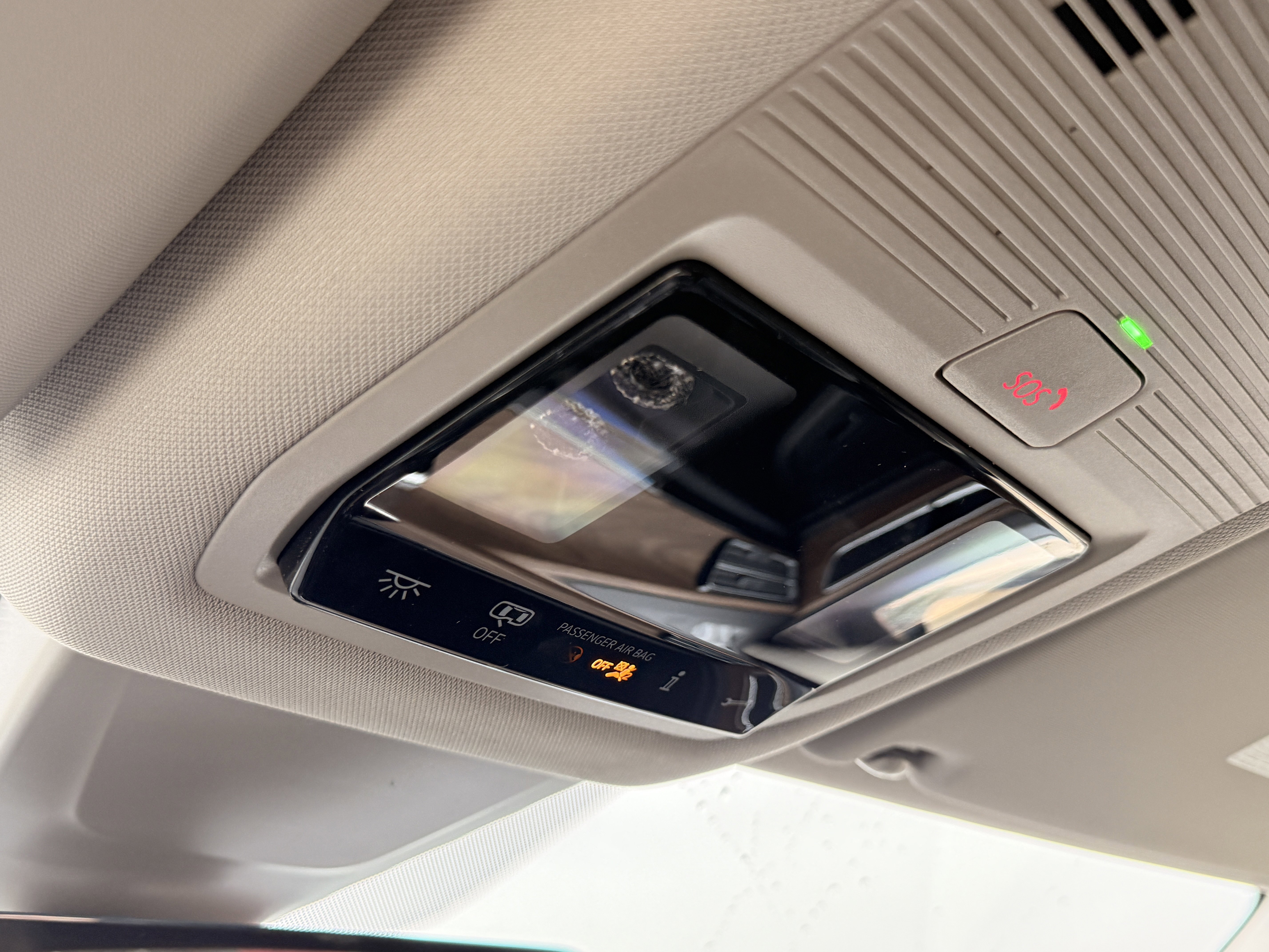 2026 Volkswagen Atlas SE w/Tech - Photo 32