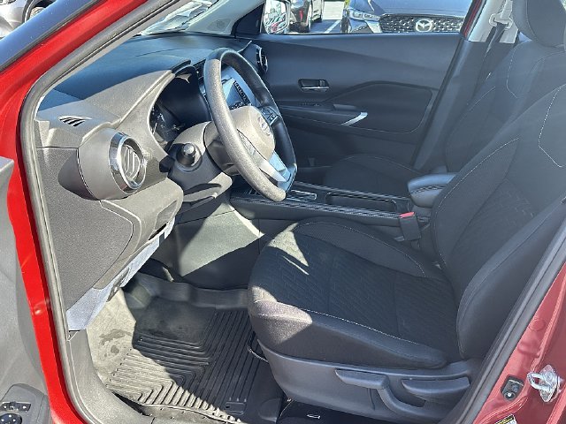 Used 2022 Red Nissan SV image 20