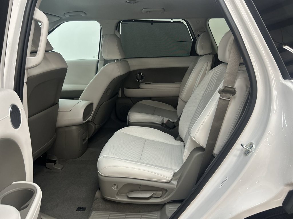 New 2026 White Pearl Hyundai SEL 7P image 16