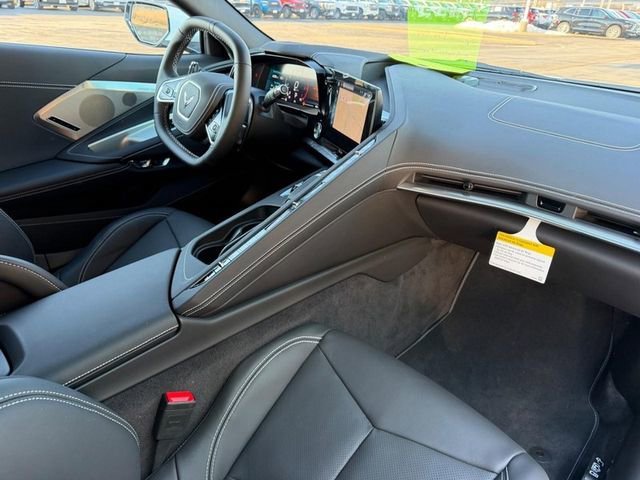 2025 Chevrolet Corvette 2LT - Photo 10