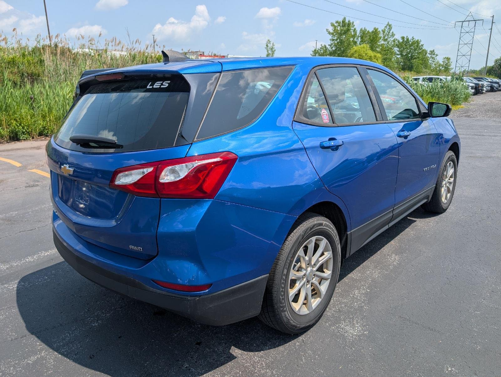 Used 2019 KINETIC BLUE METALLIC Chevrolet LS image 8