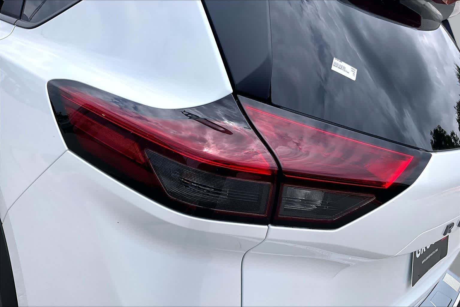 New 2026 Everest White Pearl TriCoat Nissan SV image 12