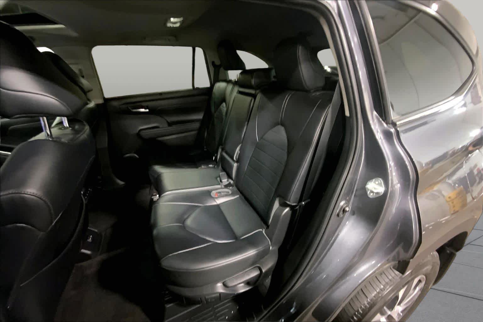 Used 2023 Magnetic Gray Metallic Toyota XLE image 21